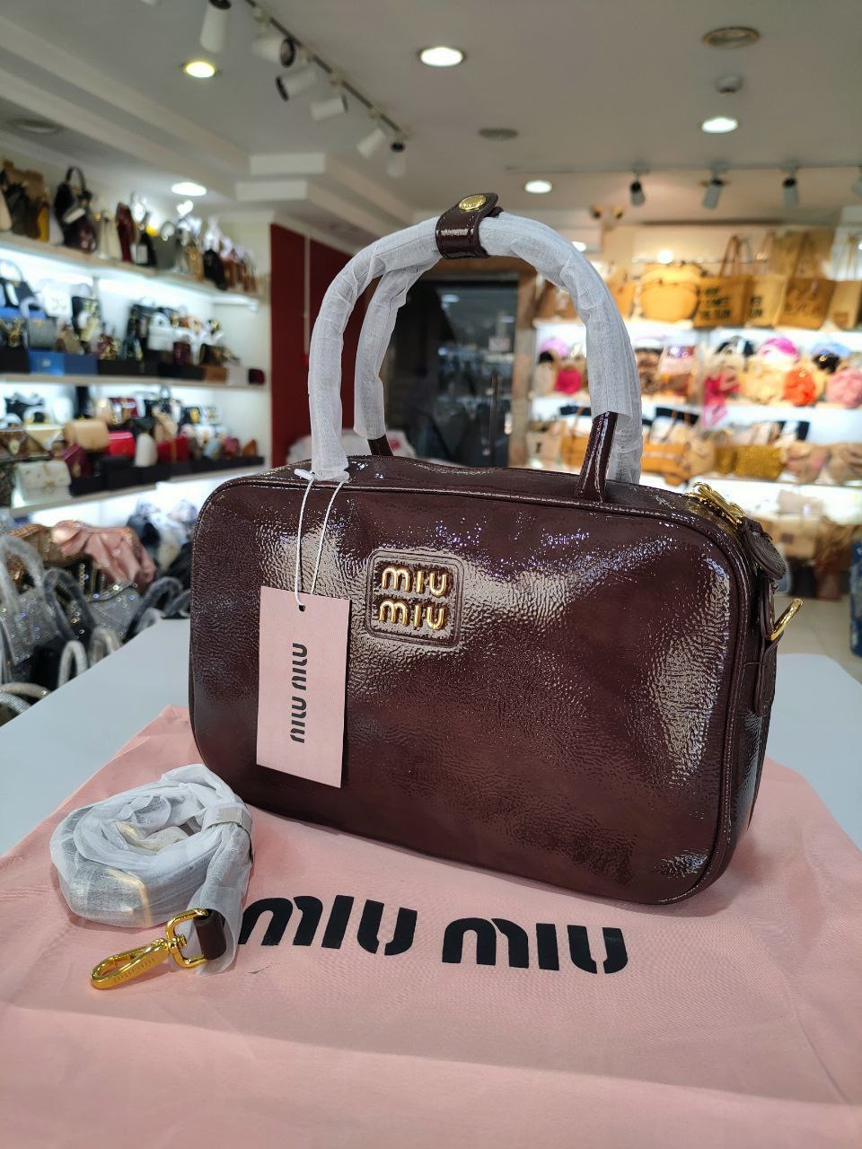 /public/uploads/photos/shares/Suzy bags/IMG_2709.jpeg